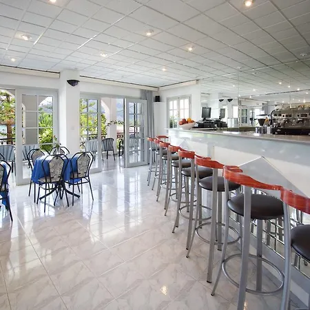 Hotel Athina Karavomylos