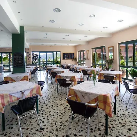 Athina 3*