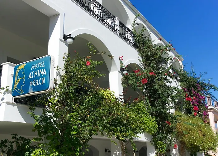 Hotel Athina Karavomylos