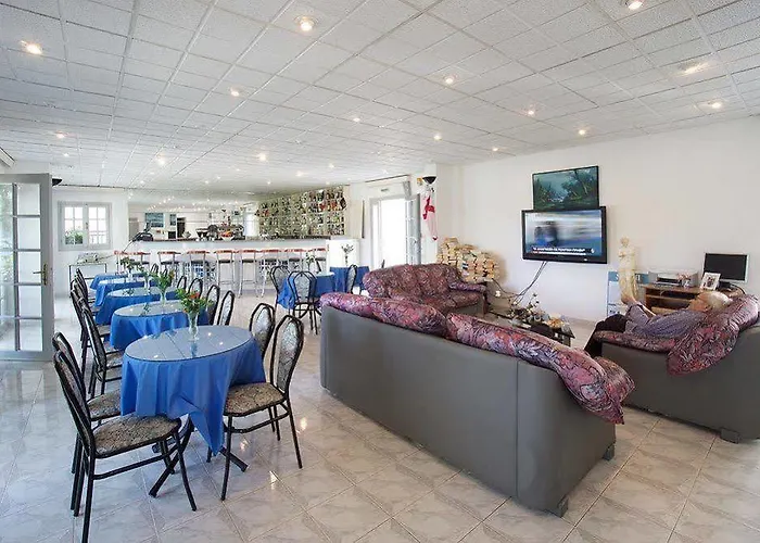 Hotel Athina 3*
