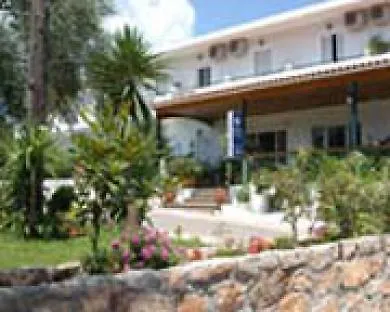 호텔 Athina 카라보밀로스