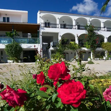 Athina Hotel 3*